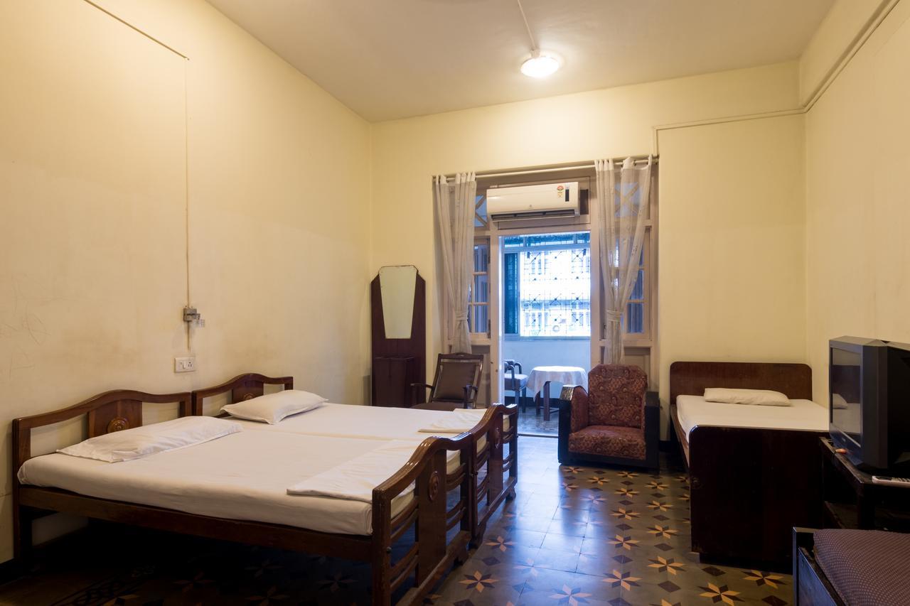 Bed And Breakfast At Colaba Mumbai Exterior photo